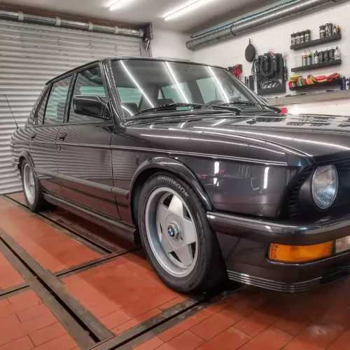 BMW 535i mit Standardversiegelung